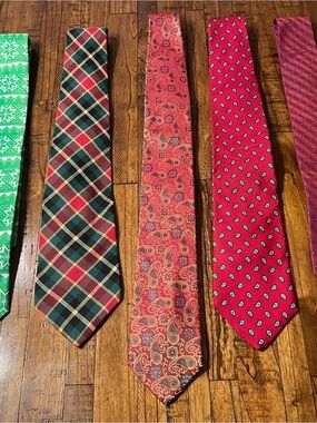 5-Piece Men's Tie Lot - Gap, Van Heusen, etc.